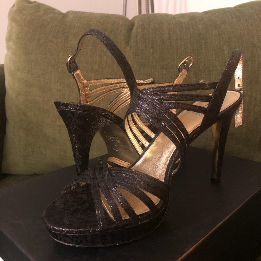 Adrianna Papell Heels